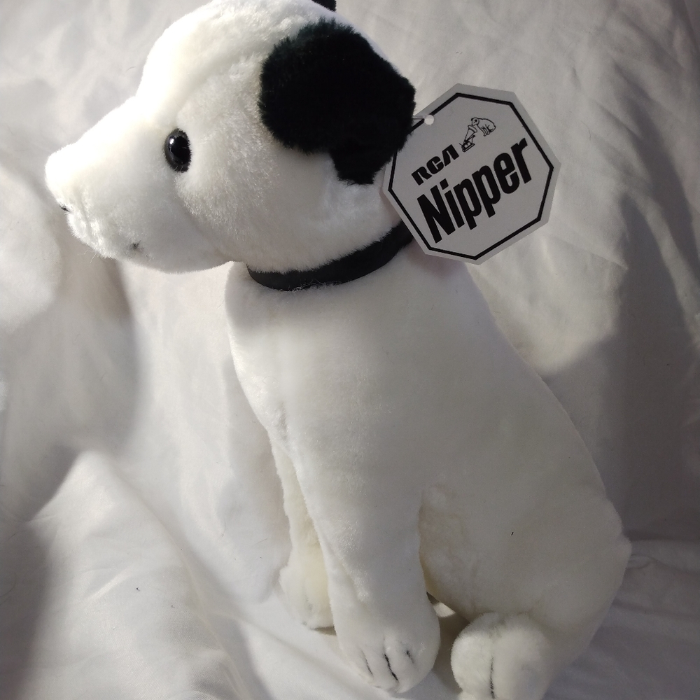 COPY - Vintage RCA Nipper Plush Dog. 1980 Brand New